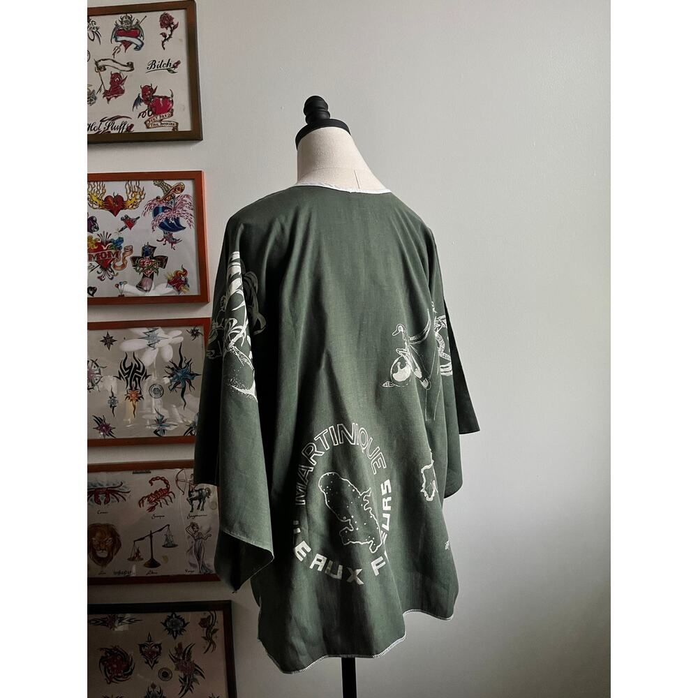 Vintage 90s Bell Sleeve Tunic | Ile Aux Fleurs Map Print | Flared Sleeves | M–XL - Picture 8 of 9